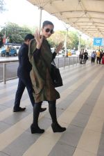 Sonam Kapoor snapped at airport on 13th Feb 2016